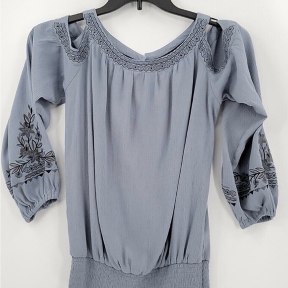 Knox Rose Tops - Knox Rose Blue Blouse with Embroidered Sleeves Medium